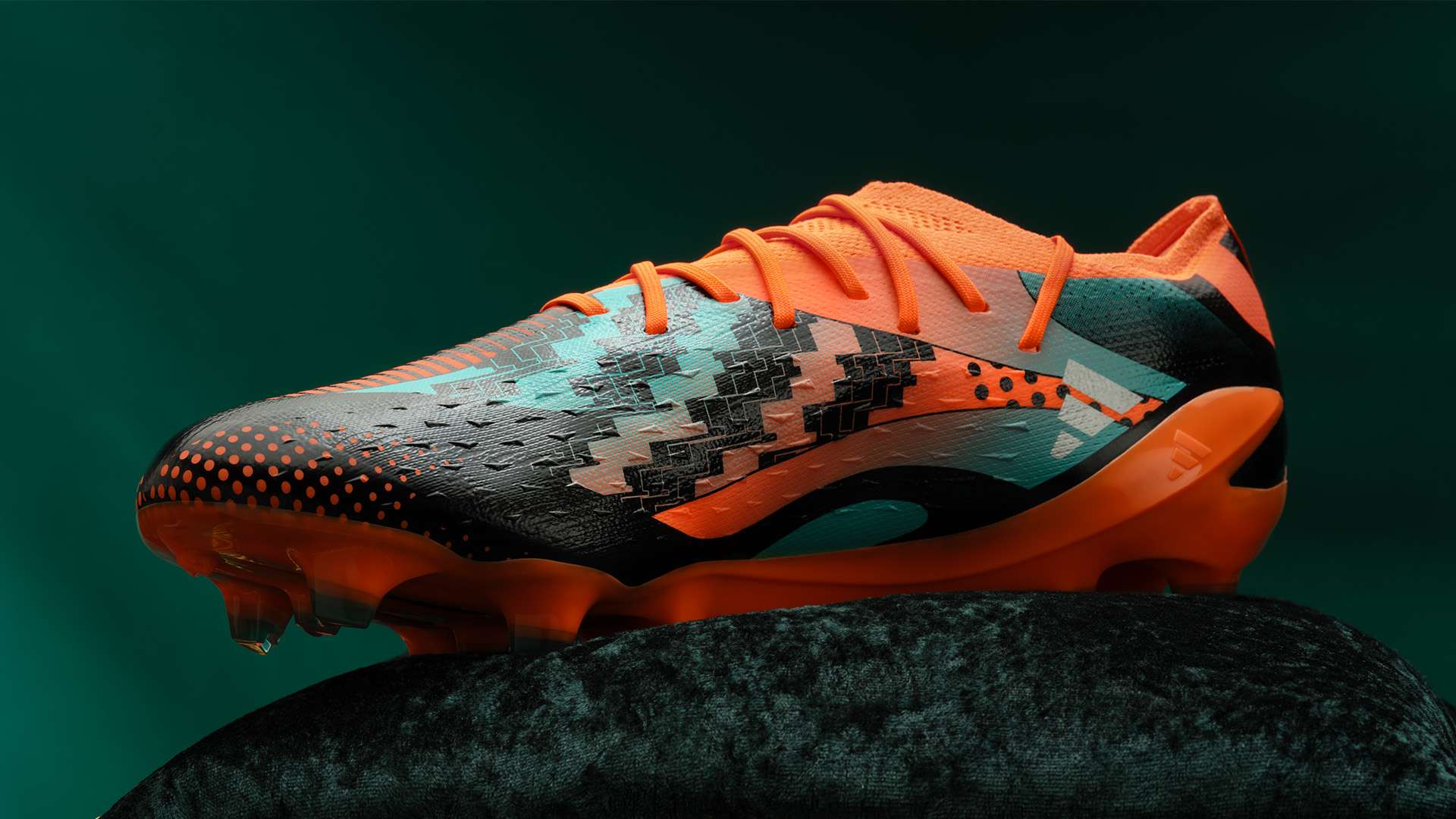 仅展现了两 仅展现了两